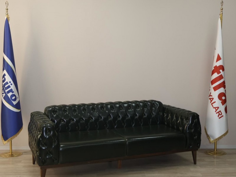 Şah Chester 3'lü Koltuk